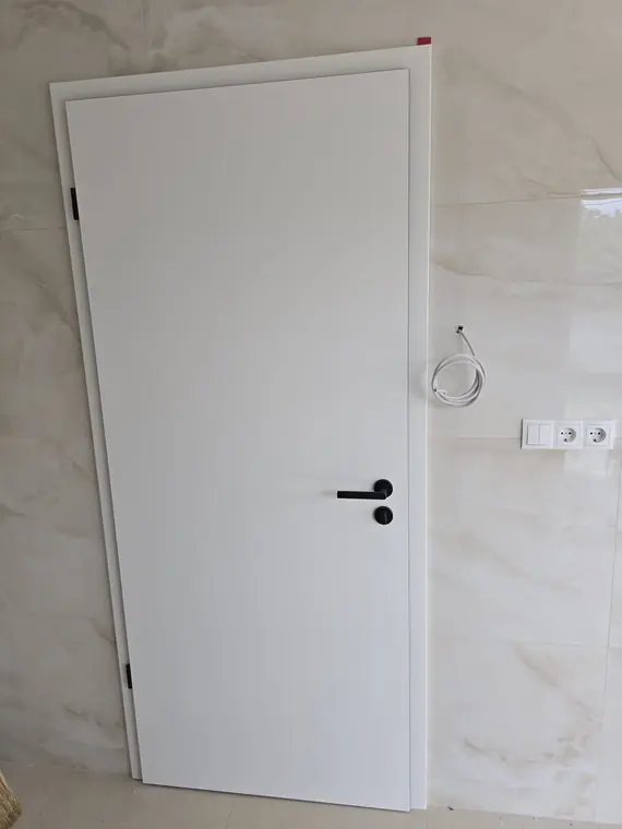 Sobna vrata ProLine u bijeloj i sivoj